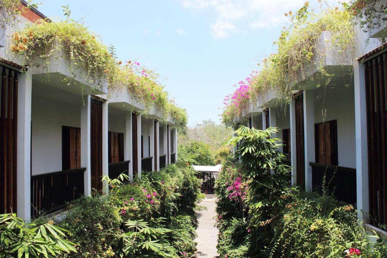 Trumbu Nusa Hotel Jimbaran  Bagian luar foto